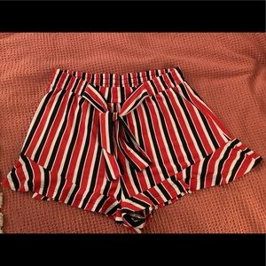 Women’s EXPRESS Tie Shorts